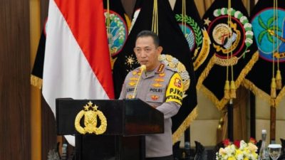 Kapolri Tegaskan Komitmen Polri Berantas Korupsi dan Kejahatan Terorganisir, Minta Jajaran Bertindak Profesional